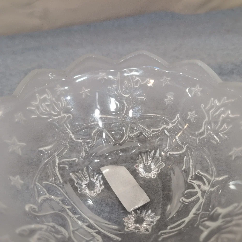 Mikasa Silent‎ Night Handled Basket Clear Frosted Glass Christmas Santa Reindeer